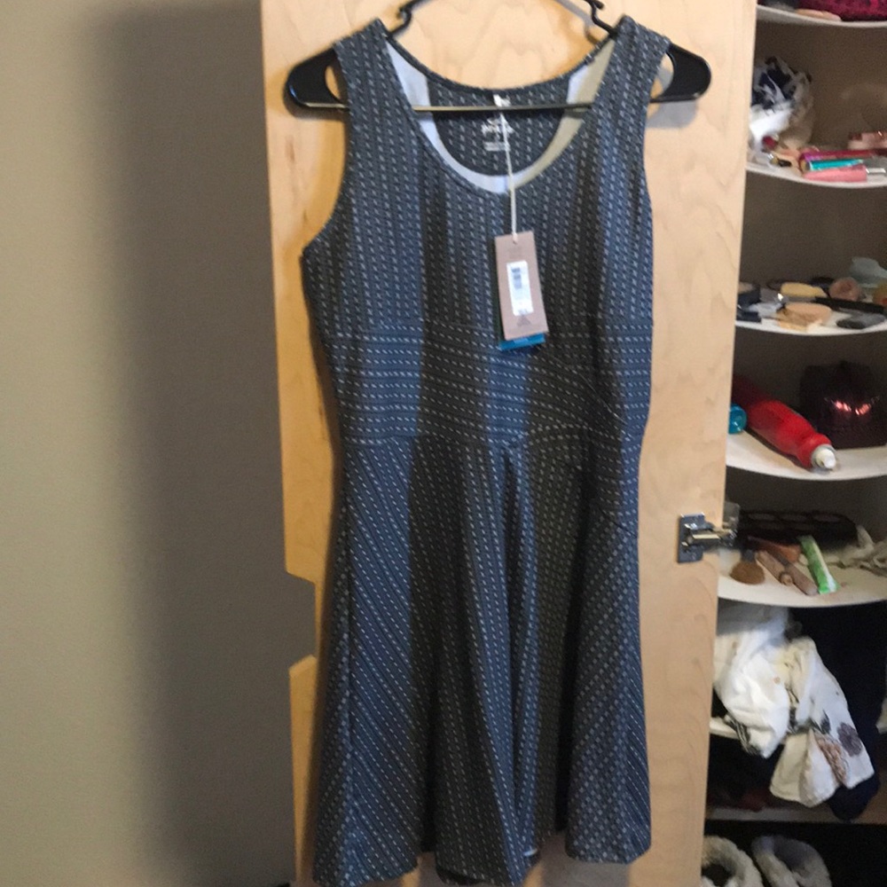 PrAna dress- size small